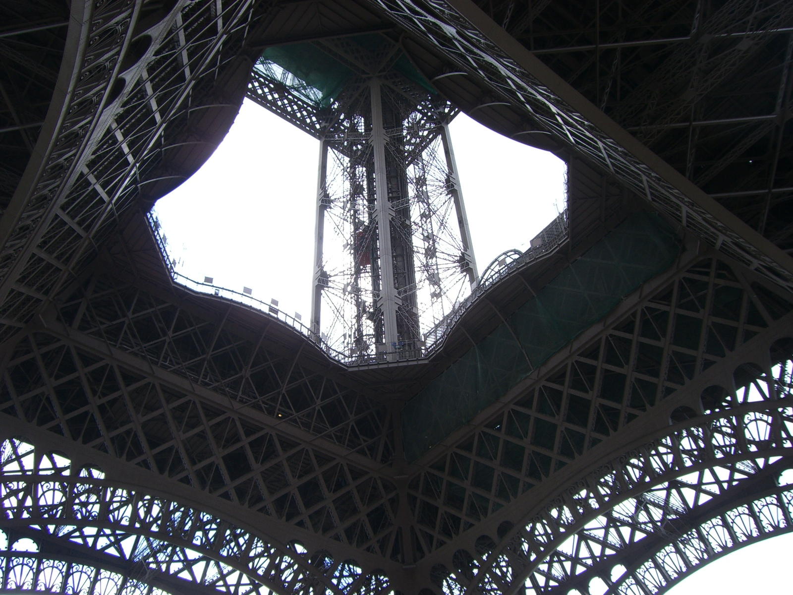 Eiffel beneath